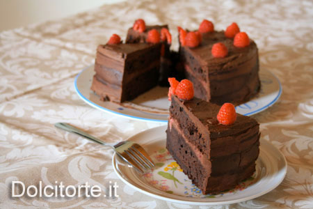 torta cioccolato e lamponi - fetta